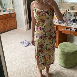 NWT Floral Spaghetti Strap Midi Dress Size M